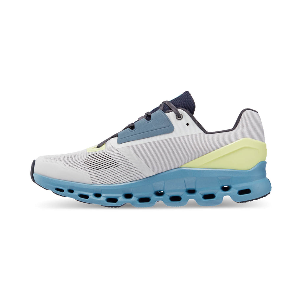 On Cloudstratus Men's running shoes – Skyros Running